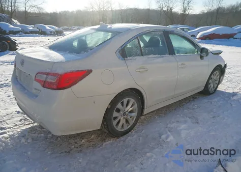 2016 Subaru Legacy 2.5I Premium z USA, uszkodzony, nr VIN 4S3BNAF67G3017835